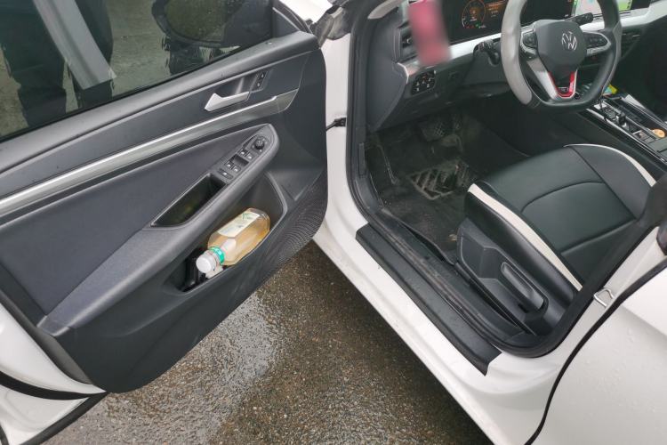 Used Volkswagen Lamando 2022 Lavida L 280TSI DSG Hot Edition
