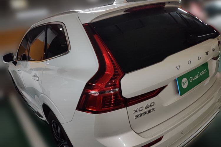 Used Volvo XC60 2022 B5 4x4 Smart Luxury Edition