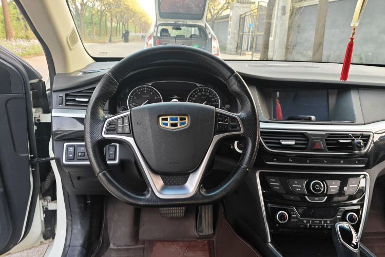 Used Geely Auto Emgrand GT 2015 1.8T Flagship Model
