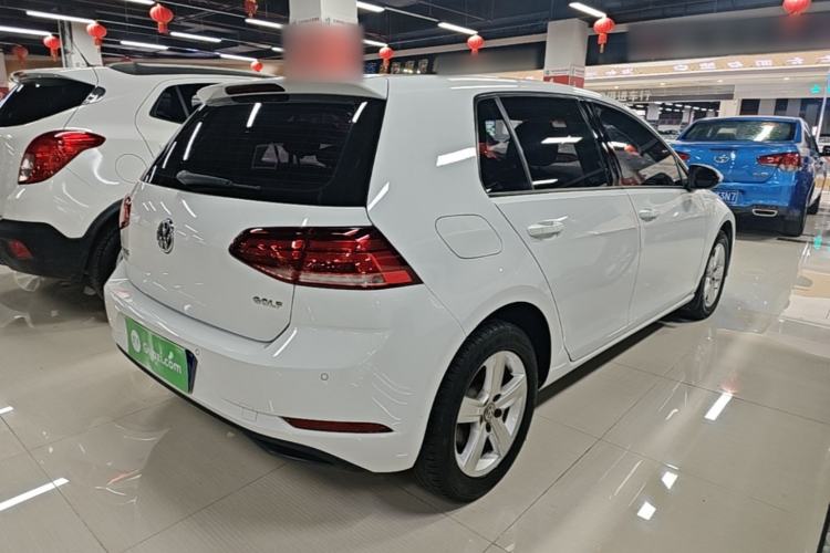 Used Volkswagen Golf 2018 1.6L Automatic Fashion Model Rear Right 45 Deg