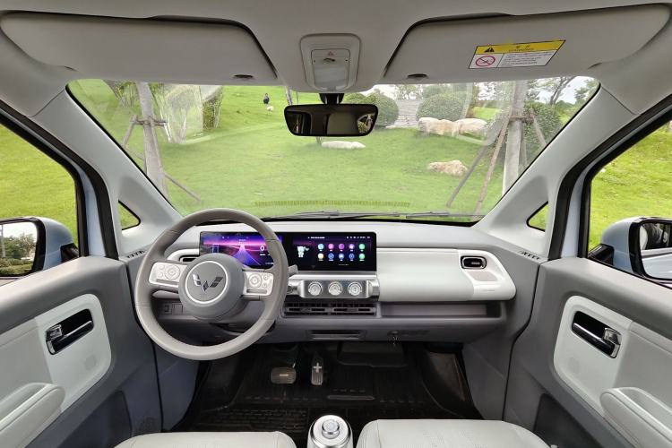 Used Wuling Air ev 2023 - Four Seats - Advanced Edition
