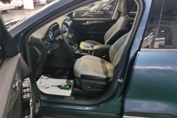 Used Ford Escape 2020 EcoBoost 245 Two-Wheel-Drive Titanium Edition
