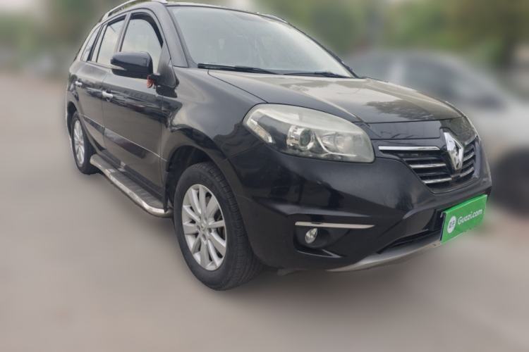 Used Renault Koleos 2014 Revised Version 2.0L Two-Wheel Drive Fashion Edition Front Right 45 Deg
