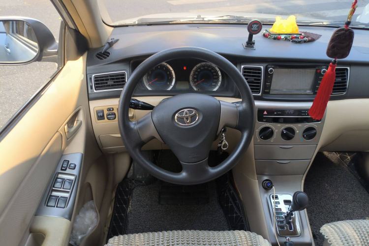 Used Toyota Corolla EX 2013 1.6L Automatic Luxury Edition