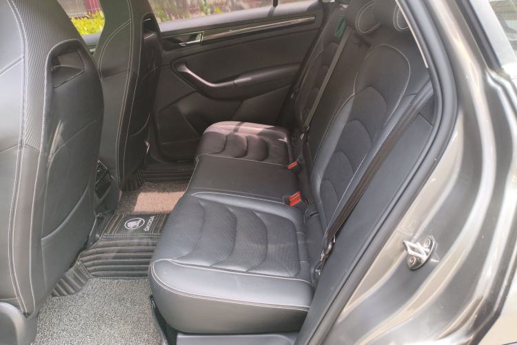 Used Skoda Kodiaq GT 2019 TSI380 4x4 Flagship Model China VI Standard Left Rear Seat