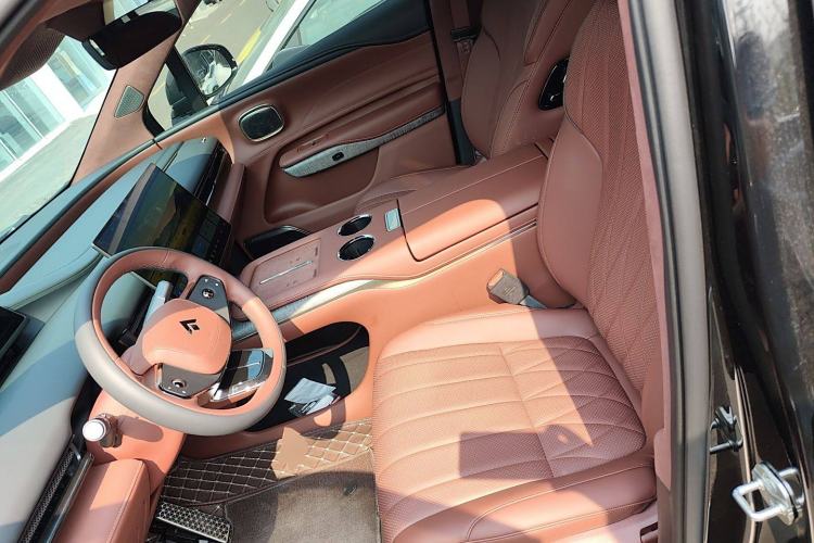 Used Hyptec HL 2025 700 Ultra Six-Seater All-Wheel-Drive LiDAR Version