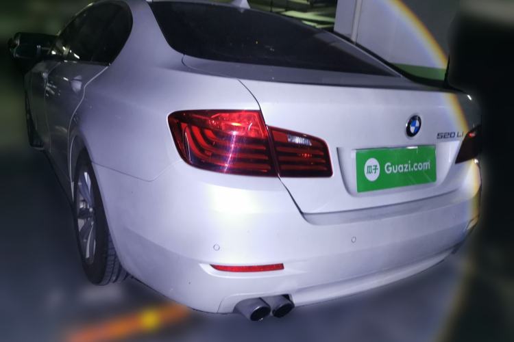 Used BMW 5 Series 2014 520Li Elegant Model
