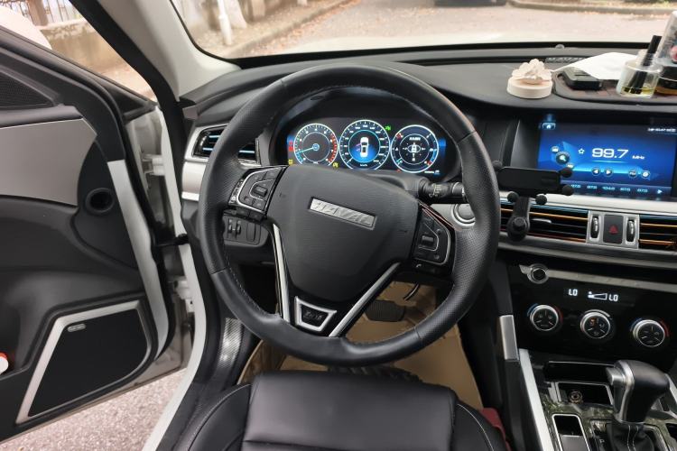 Used Haval H7 2018 Revised Version Blue-Label H7 2.0T Automatic Smart Enjoyment Trim Steering Wheel