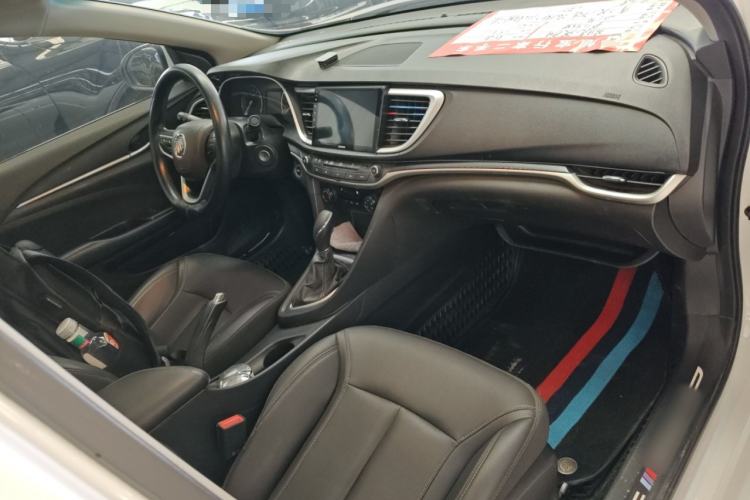 Used Buick GT 2021 Revised Version Flagship 1.5L Automatic Elite Edition Center Console