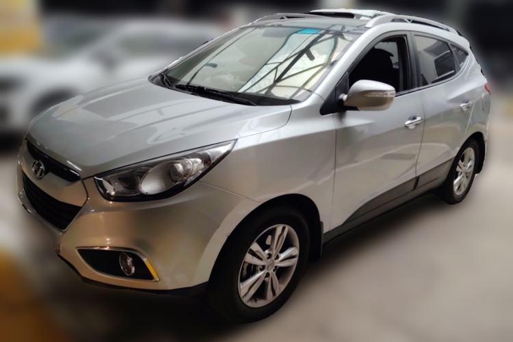 Used Hyundai ix35 2013 2.0L Automatic 4x4 Intelligent GLS China IV Standard