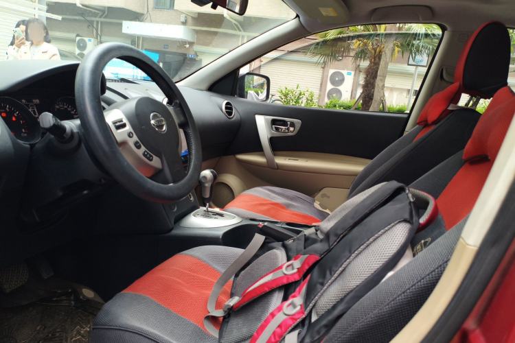 Used Nissan Qashqai 2011 2.0 XV Lea CVT 2WD Left Front Seat