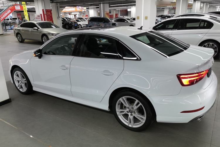Used Audi A3 2020 Limousine 35 TFSI Fashion Edition China VI Emission Standard
