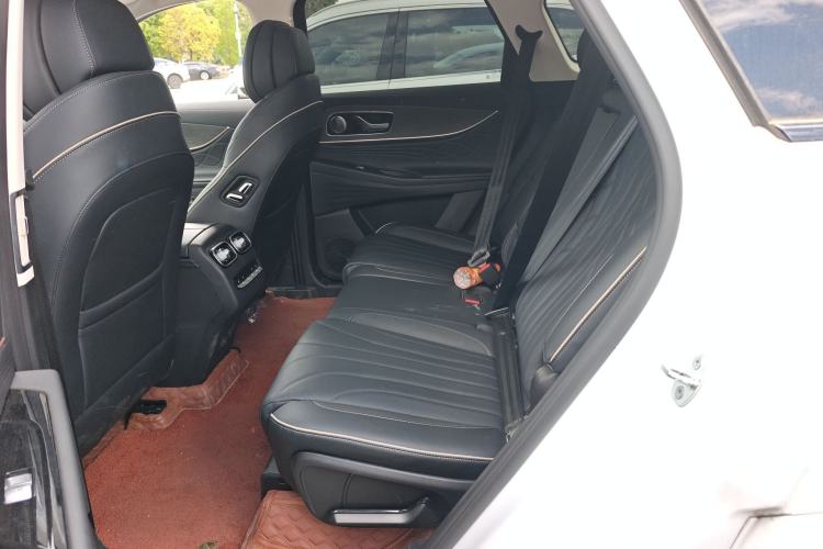 Used Chery Tiggo 9 2023 2.0T Dual-Clutch Two-Wheel Drive Luxury Edition 5 Seats