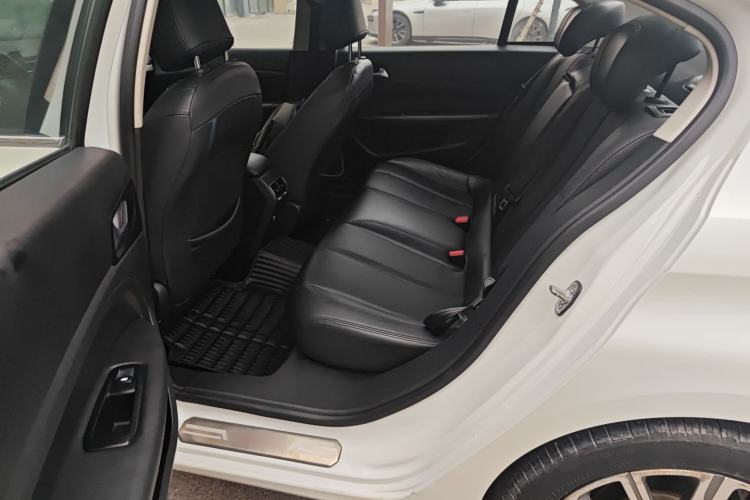 Used Peugeot 408 2018 350THP Automatic Luxury Edition Left Rear Seat