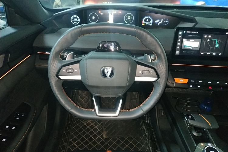Used CHANGAN UNI-V 2024 1.5T Smart Navigation Version Steering Wheel