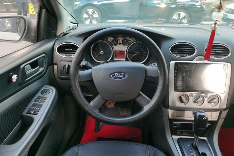 Used Ford Focus 2013 Hatchback Classic 1.8L Automatic Base Model