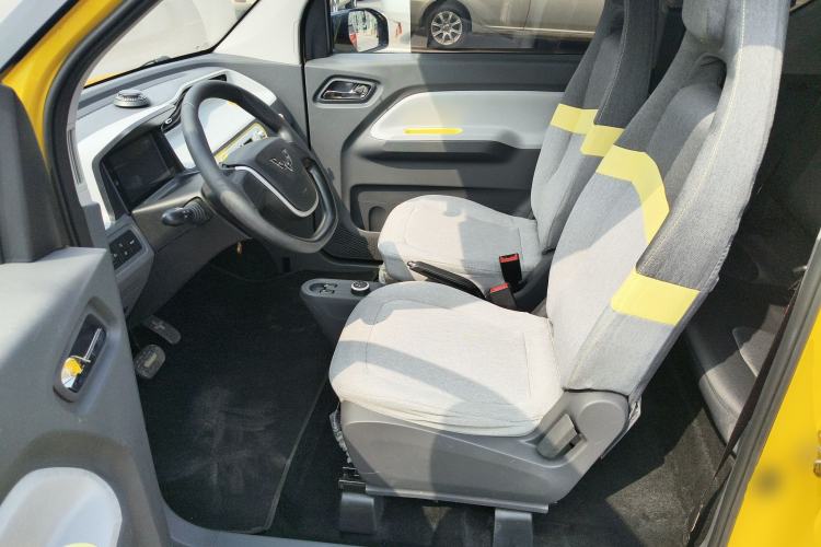 Used Wuling Hongguang MINIEV 2021 Macaron Premium Model – Lithium Iron Phosphate Left Front Seat