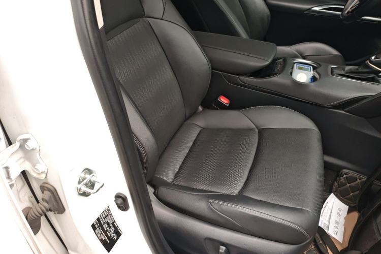 Used Toyota Venza 2022 2.0L CVT Two-Wheel Drive Prestige Edition
