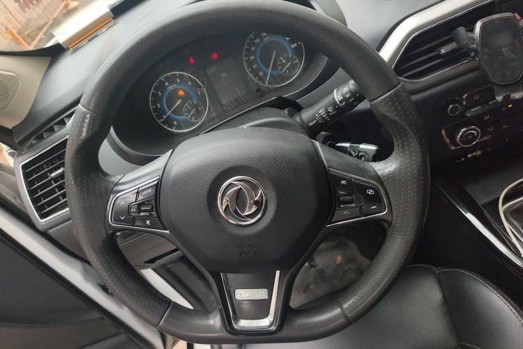 Used Dongfeng Fengon S560 2019 1.8L Manual Urban Model Steering Wheel