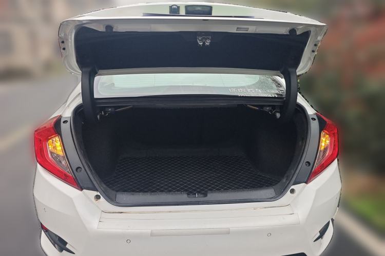 Used Honda Civic 2016 220TURBO CVT Prestige Edition
