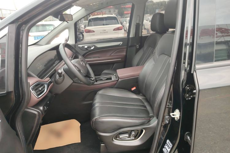 Used GAC Trumpchi M6 2023 PRO 270T DCT Luxury Edition
