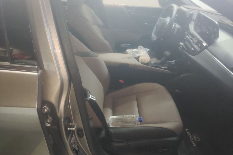 Used Lexus ES 2022 200 Excellence Edition