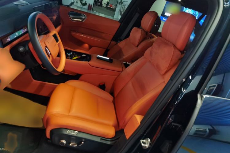 Used Lynk & Co 900 2025 1.5T Ultra
