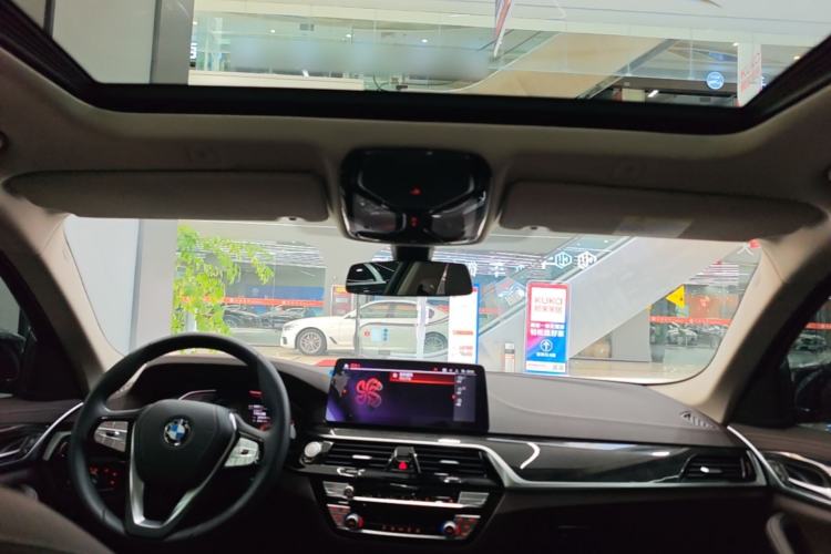Used BMW 5 Series 2021 525Li Luxury Package

