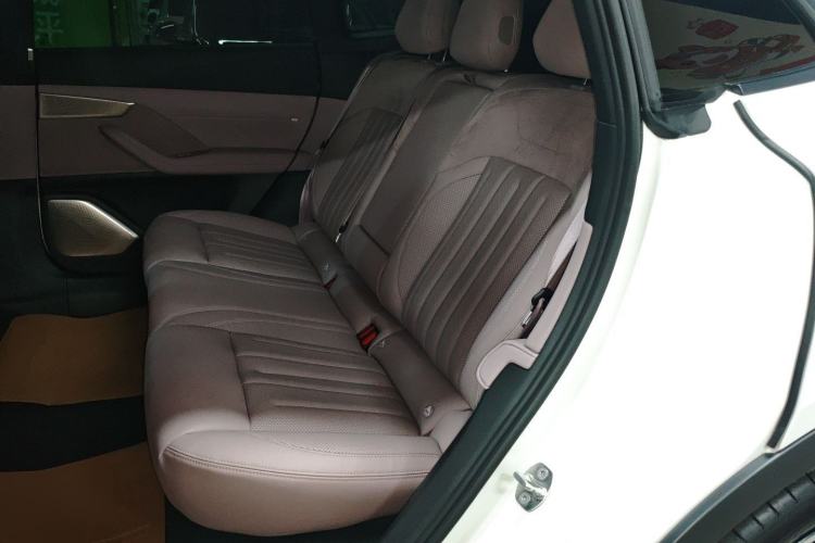 Used ONVO L60 2024 60 kWh Rear-Drive Version Left Rear Seat