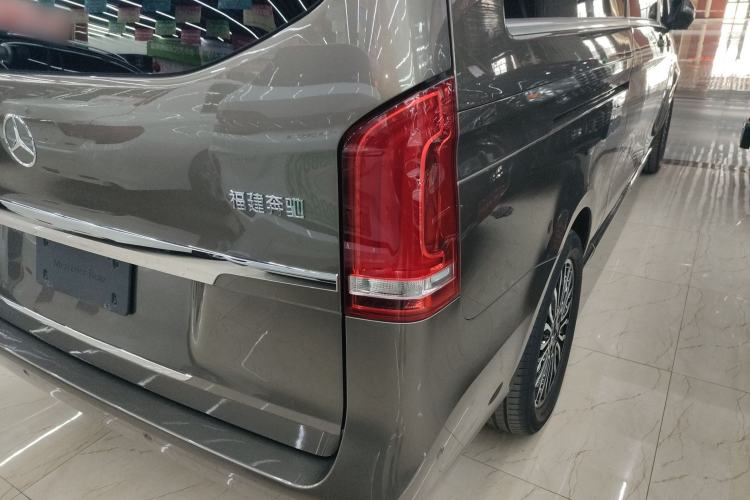 Used Mercedes-Benz V-Class 2017 V 260 L Prestige Extended Edition