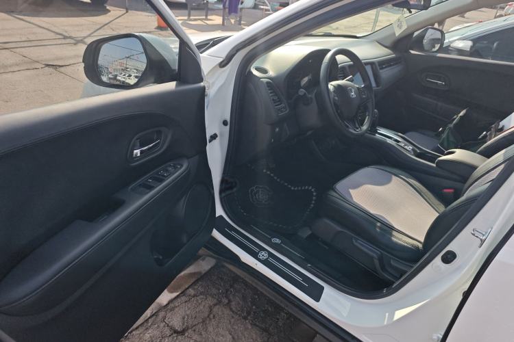 Used Honda Vezel 2017 1.5L CVT 2WD Comfort Model
