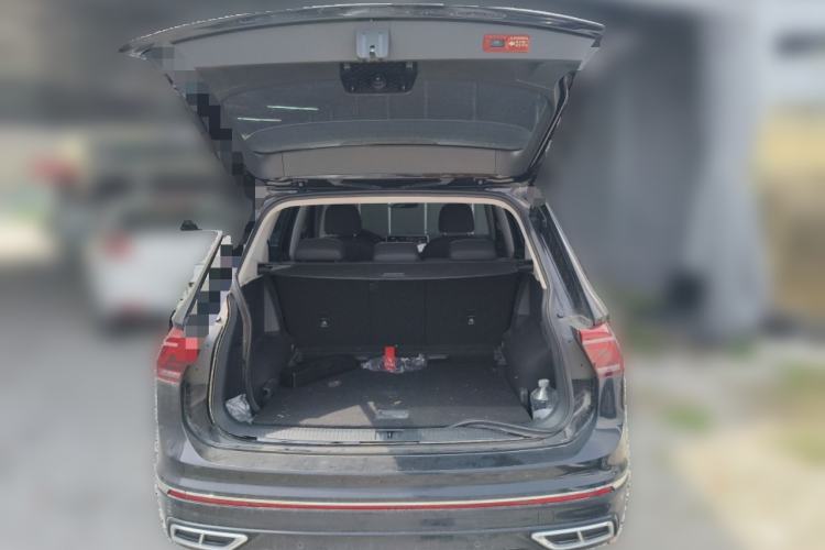 Used Volkswagen Tiguan L 2022 330TSI Automatic Two-Wheel Drive R-Line Enhanced Edition Trunk