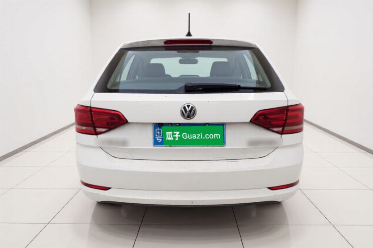 Used Volkswagen Santana 2015 Haval H6 1.6L Automatic Luxury Model Exterior 4