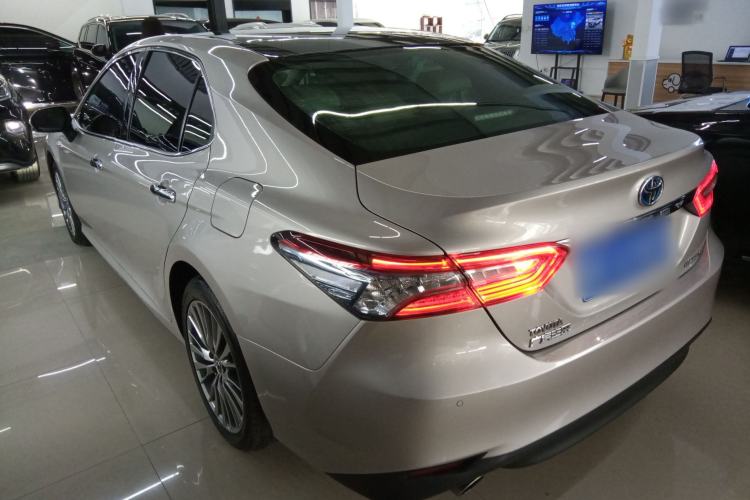 Used Toyota Camry 2018 Dual-Engine 2.5 HG Luxury Edition

