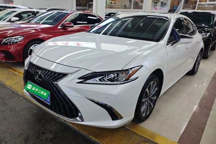 Used Lexus ES 2022 200 Excellence Edition