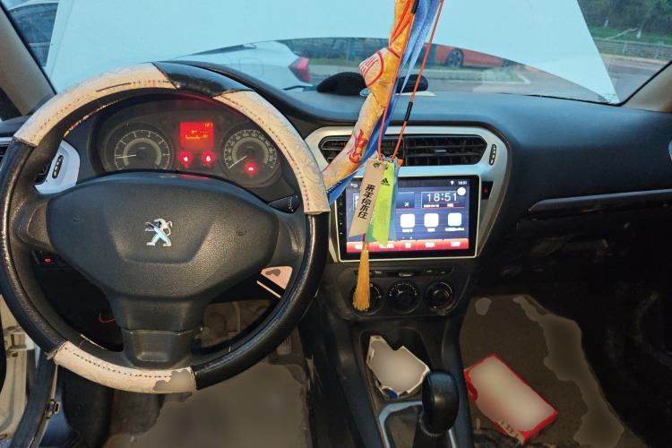 Used Peugeot 301 2014 1.6L Manual Comfort Edition Center Console