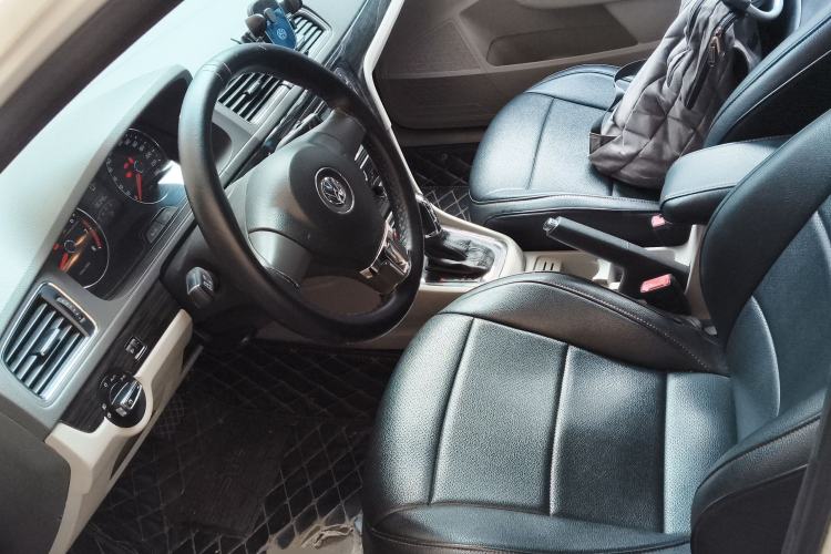 Used Volkswagen Gran Lavida 2013 1.4 TSI Automatic Comfort Model