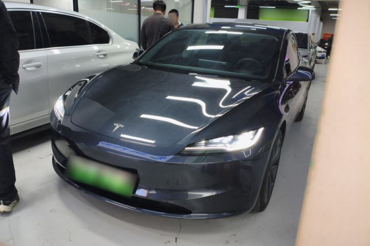 Used Tesla Model 3 2025 Rear-Wheel-Drive Version