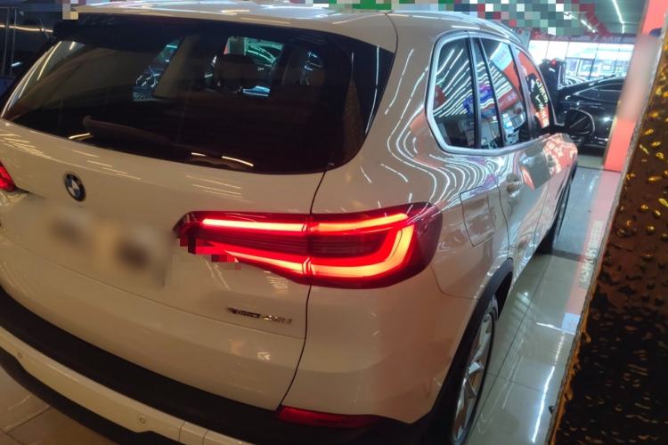 Used BMW X5 (Parallel Import) 2019 xDrive40i Standard 19-inch wheels U.S. specification