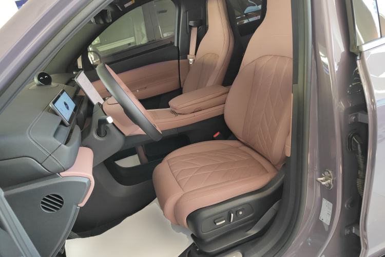 Used Nio EC6 2025 75 kWh