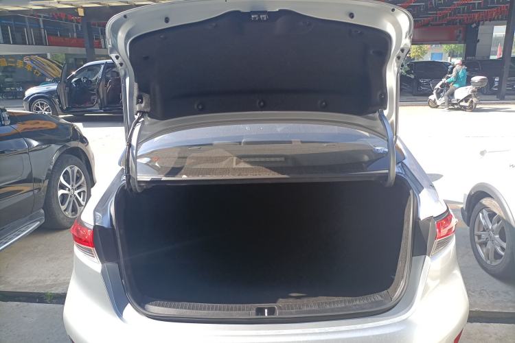 Used Toyota Levin 2021 185T CVT Luxury Edition
