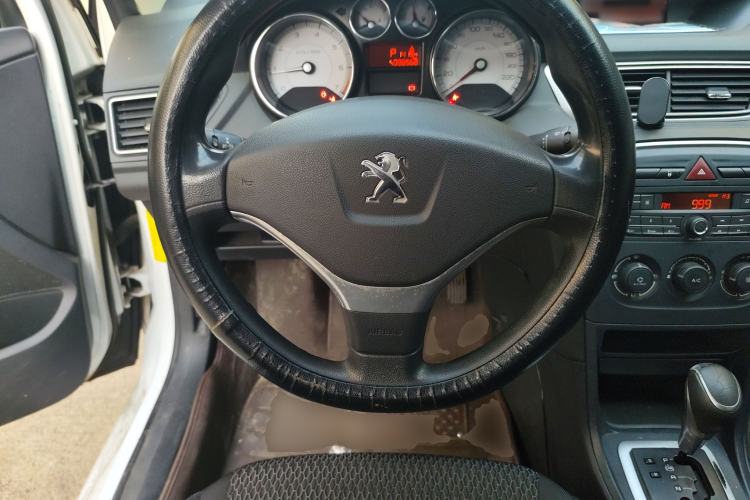 Used Peugeot 308 2013 1.6L Automatic YouShang Model
