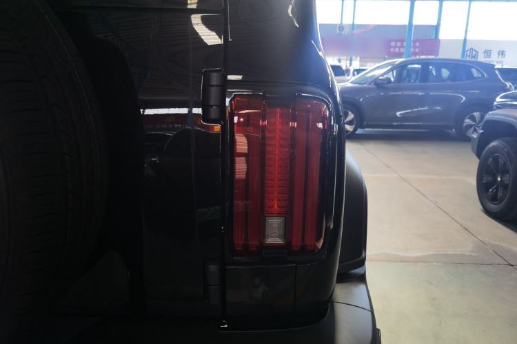 Used Tank 300 2025 2.0T Conqueror
