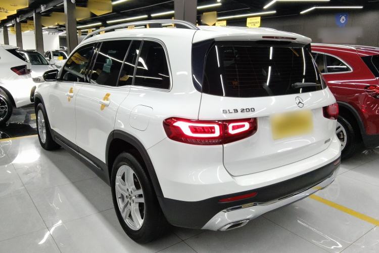 Used Mercedes-Benz GLB 2023 Refreshed GLB 200 Dynamic Edition Rear Left 45 Deg