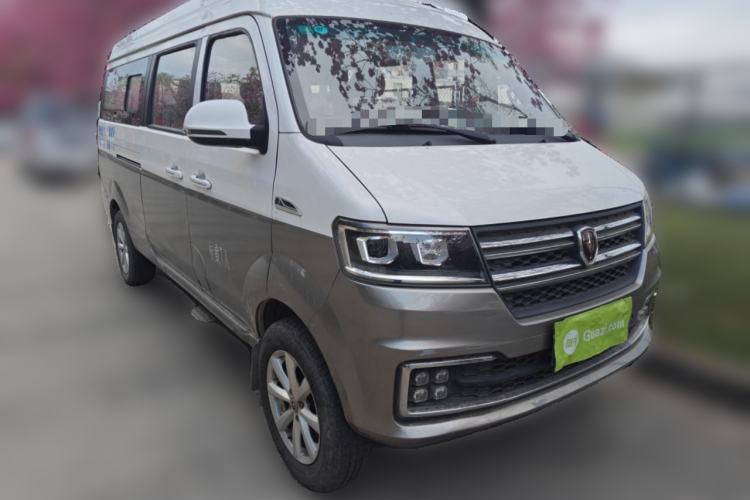 Used Jinbei New Hiace S 2018 1.5L Wealth Edition DLCG14 Front Right 45 Deg