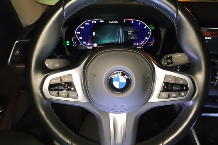 Used BMW 3 Series 2020 325Li M Sport Package Steering Wheel