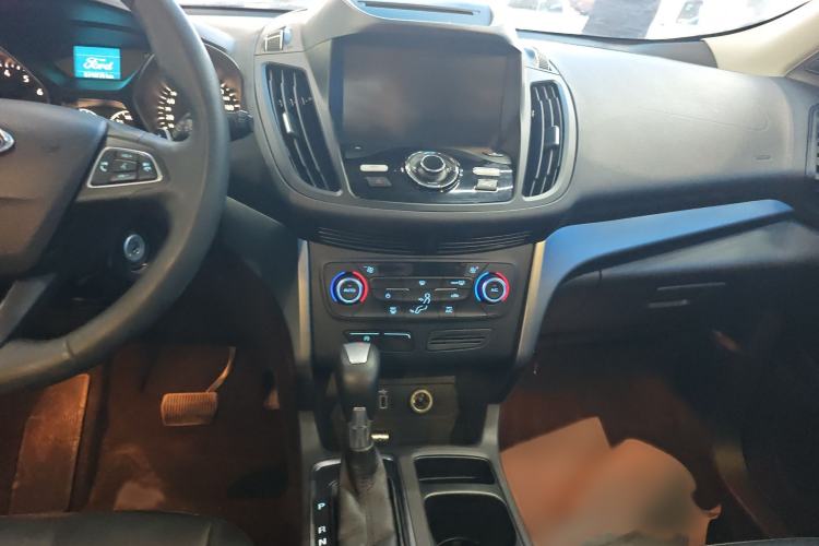 Used Ford Kuga 2017 EcoBoost 180 Two-Wheel-Drive Tiger Leap Model
