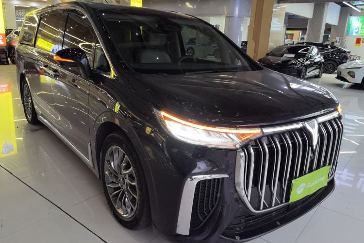 Used VOYAH Dream 2022 Low-Carbon Edition Dream+ Smart Enjoyment Package Front Right 45 Deg