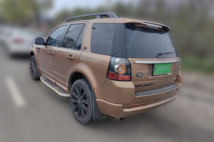 Used Land Rover Freelander 2 2015 2.0T Si4 HSE Luxury Collector's Edition Rear Left 45 Deg