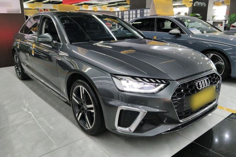 Used Audi A4L 2022 40 TFSI Luxury Dynamic Model